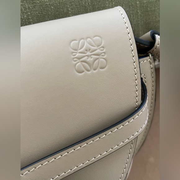 AUTHENTIC PRE-LOVED LOEWE MINI GATE DUAL BAG - Picture 5 of 12